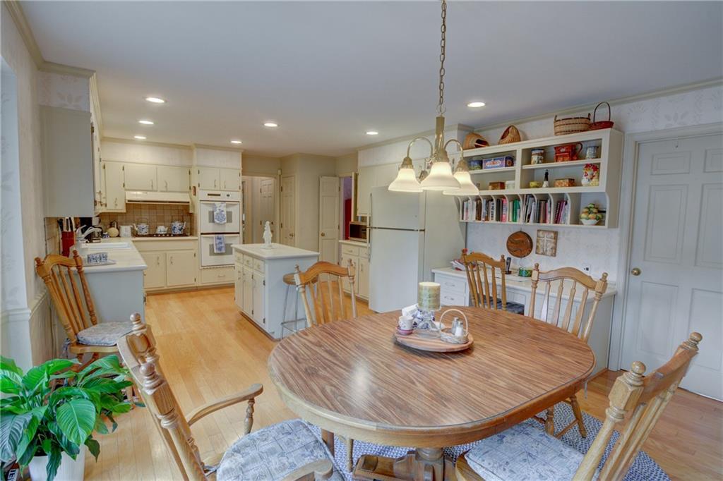 5305 Redfield Road Atlanta, GA 30338 - Photo 9 of 53