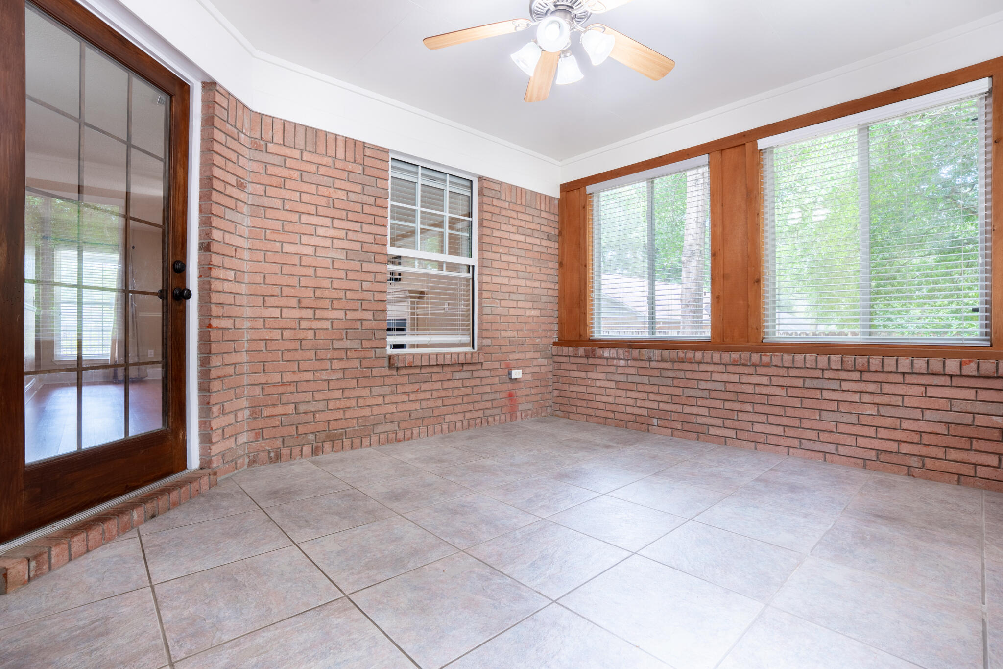 2786 Willow Bend Court Crestview, FL 32539 - Photo 25 of 32 a view of an empty room with a window