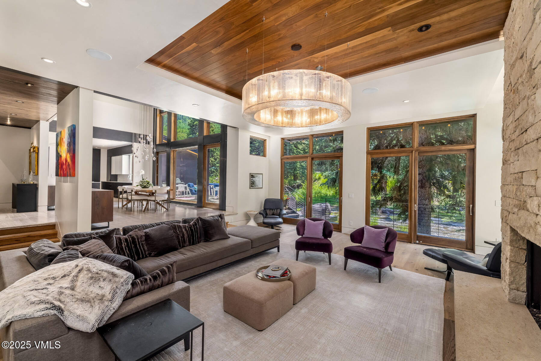 2764 South Frontage Road West Vail, CO 81657 - Photo 13 of 68 Living Room