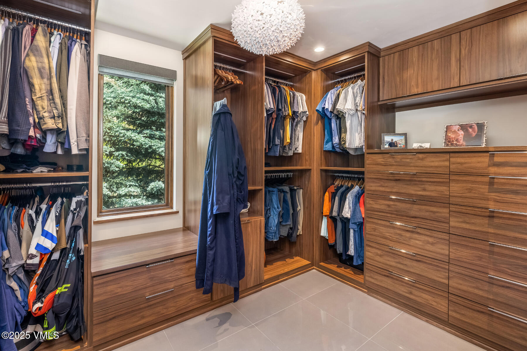 2764 South Frontage Road West Vail, CO 81657 - Photo 20 of 68 Primary Closet