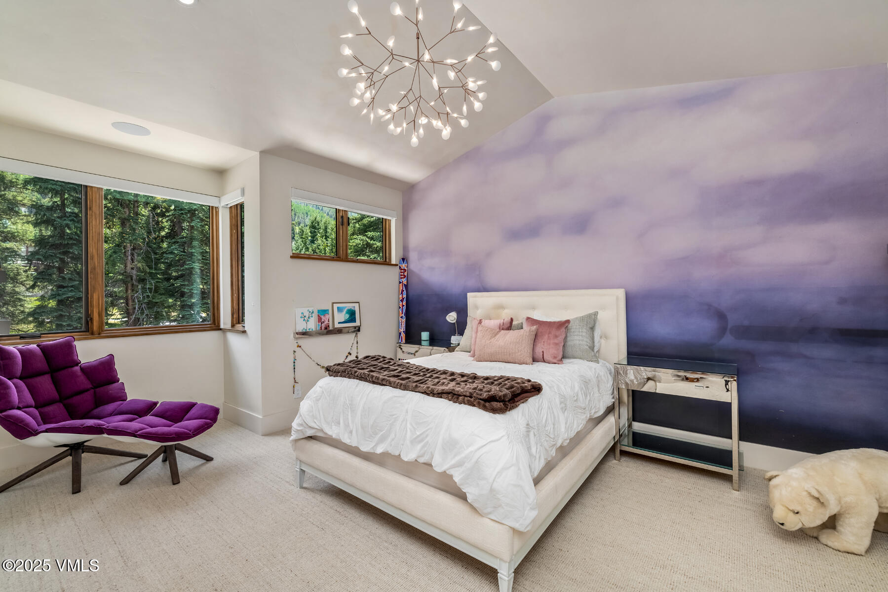 2764 South Frontage Road West Vail, CO 81657 - Photo 25 of 68 Guest Room