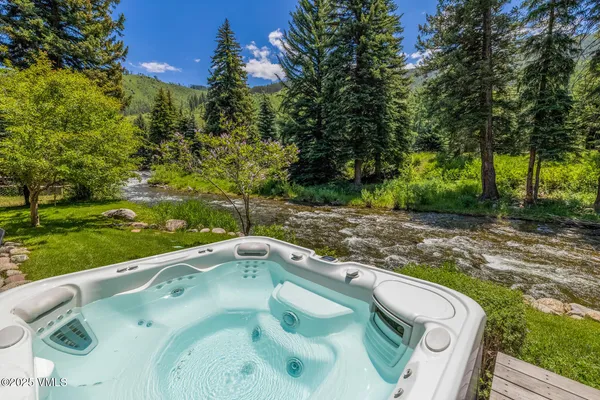 $9,950,000 | 2764 South Frontage Road West, Vail, CO 81657