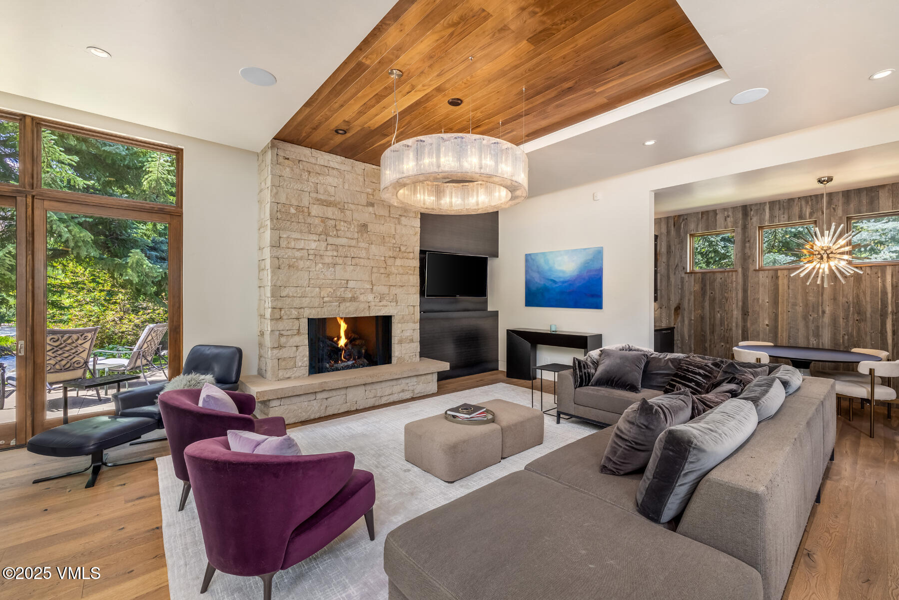 2764 South Frontage Road West Vail, CO 81657 - Photo 9 of 68 Living Room