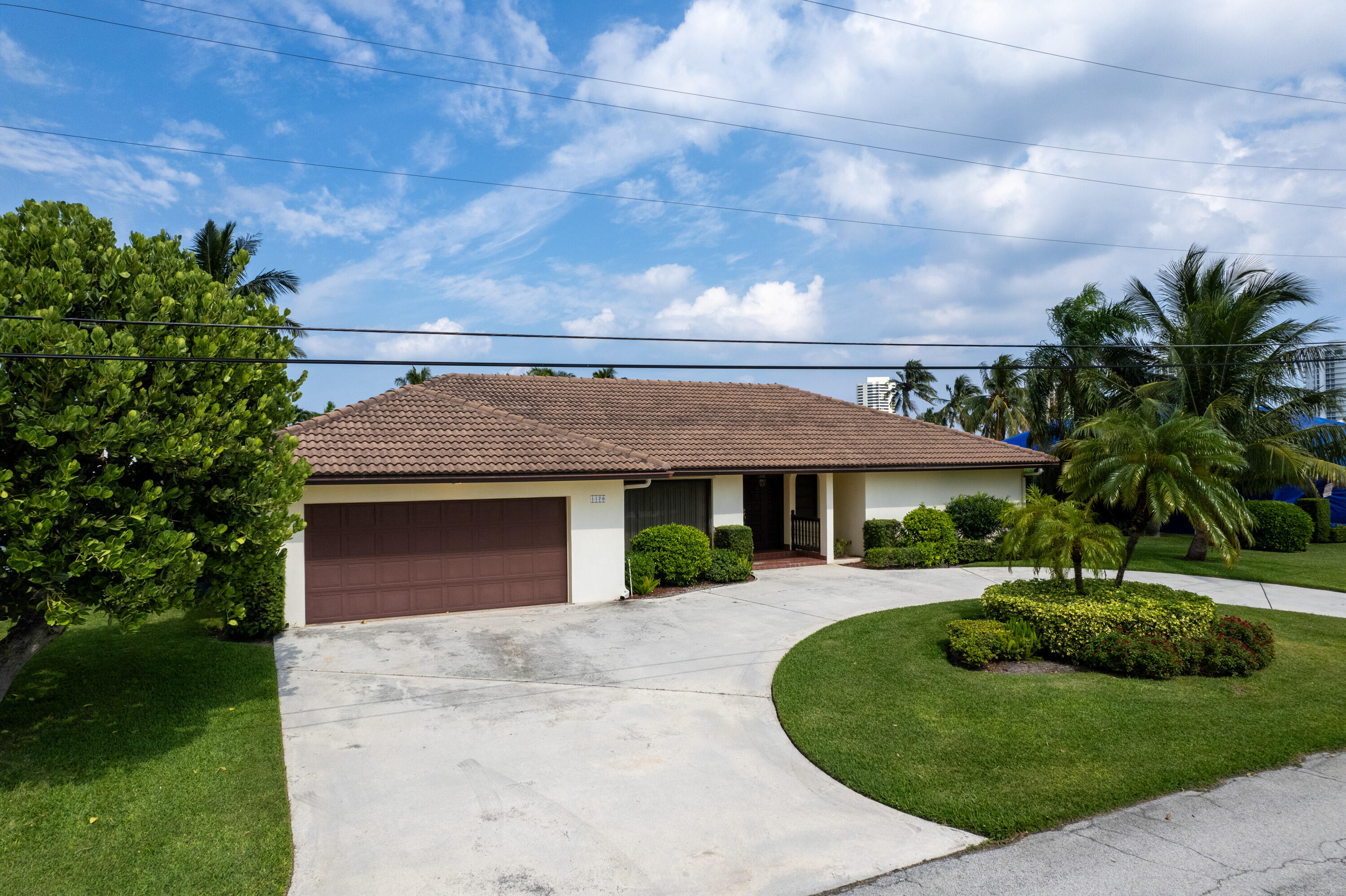 1170 Fairview Lane Singer Island, FL 33404 - Photo 1 of 31 1170_Fairview_01_MLS