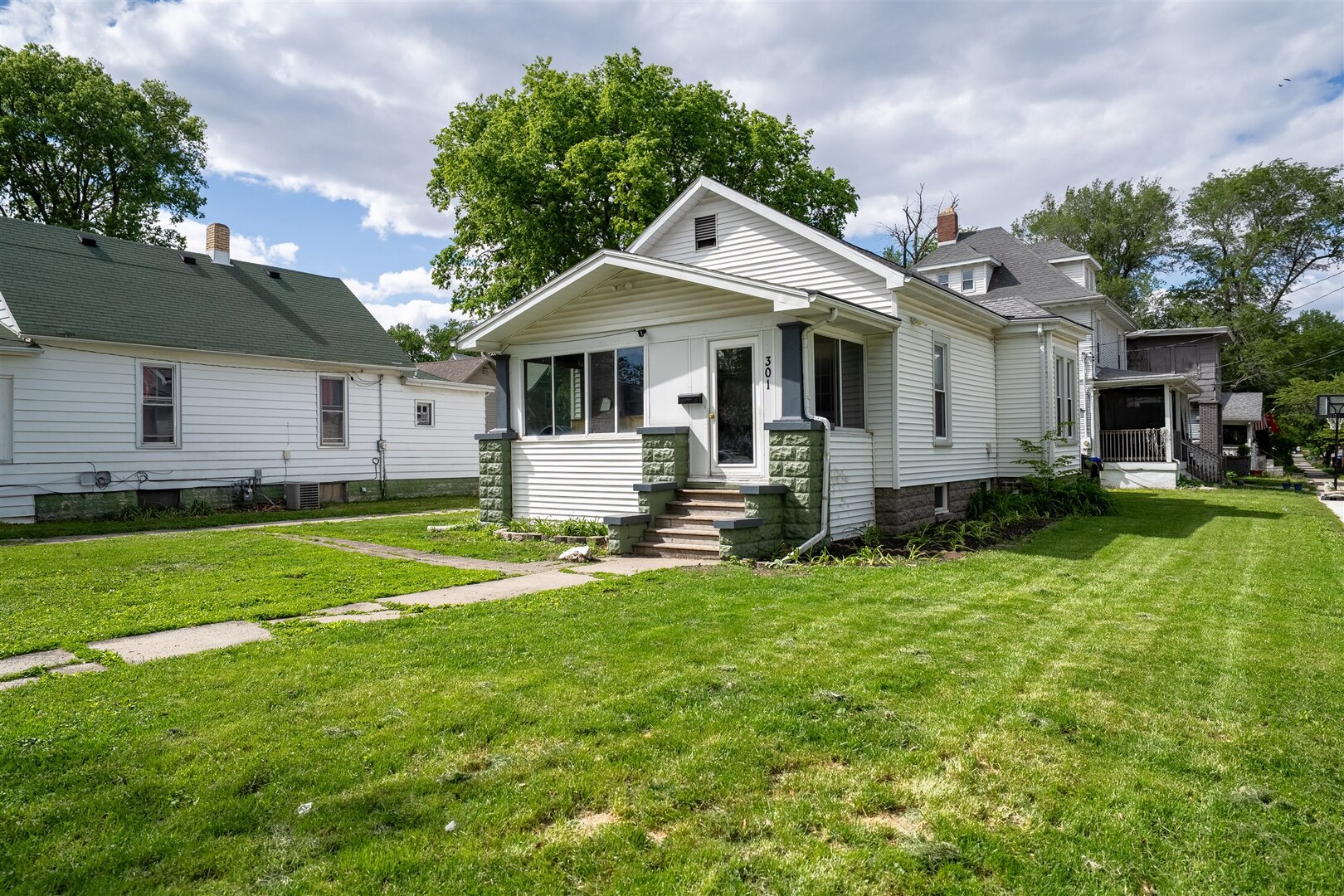 301 West Graham Street Bloomington, IL 61701 - Photo 24 of 27