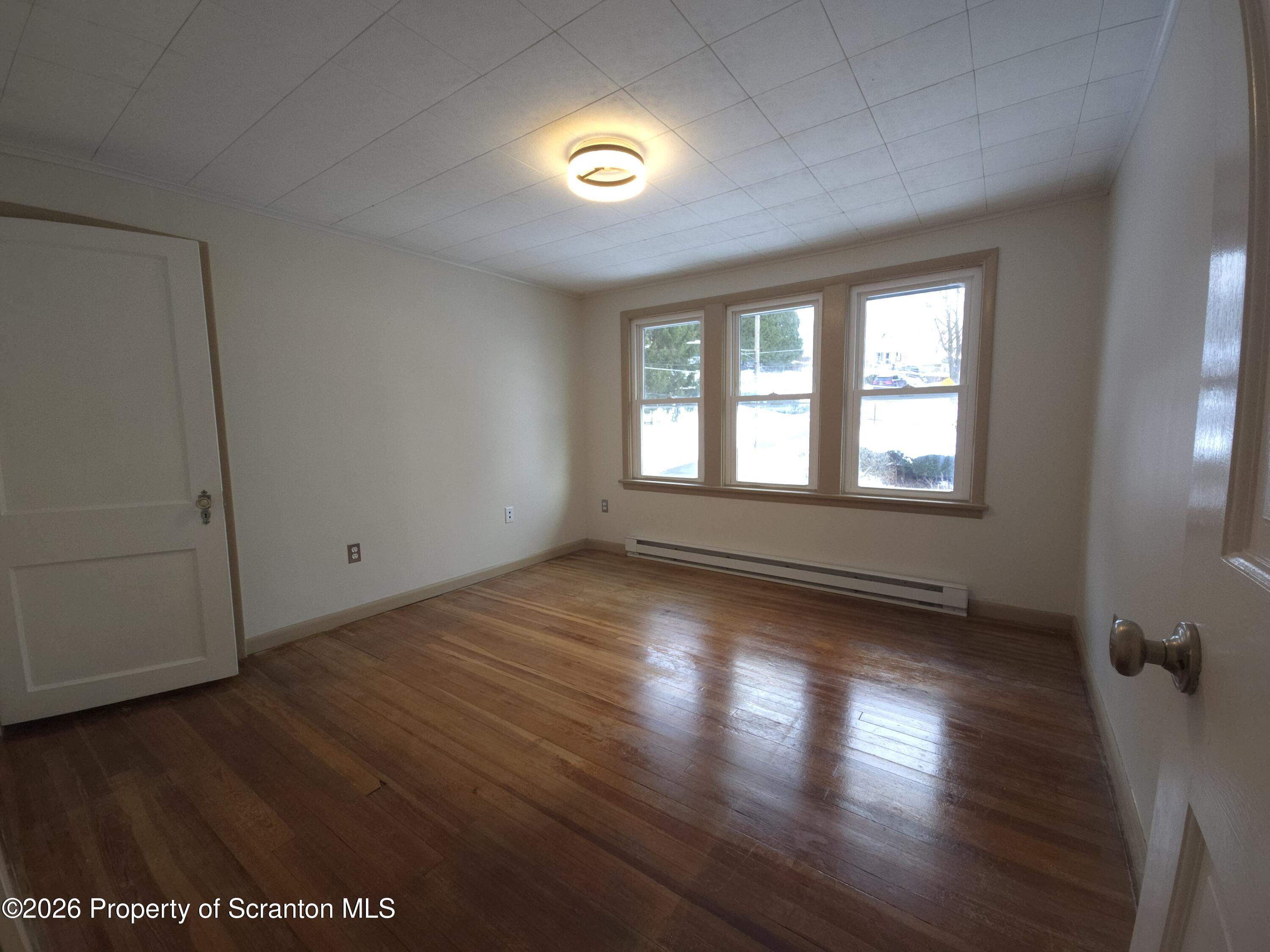 413 Davis Street Clarks Summit, PA 18411 - Photo 5 of 7 20251204_151402