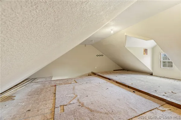 $390,000 | 60 Old Woodbridge Court, Camdenton, MO 65020