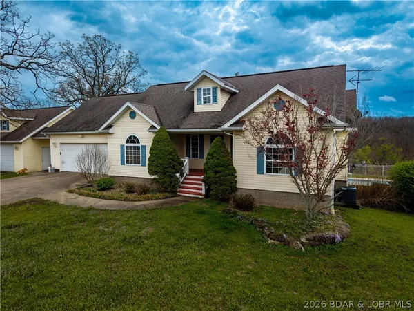 $390,000 | 60 Old Woodbridge Court, Camdenton, MO 65020