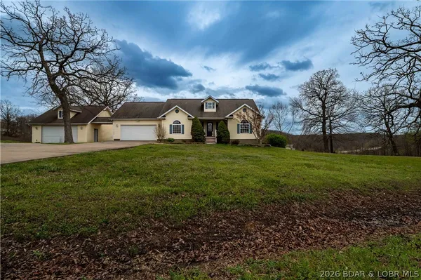 $390,000 | 60 Old Woodbridge Court, Camdenton, MO 65020