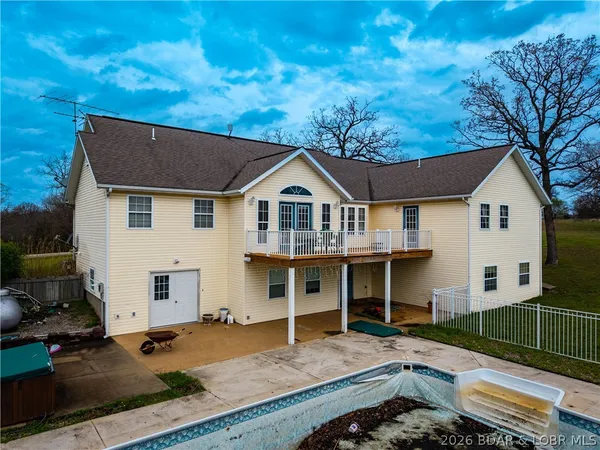 $390,000 | 60 Old Woodbridge Court, Camdenton, MO 65020