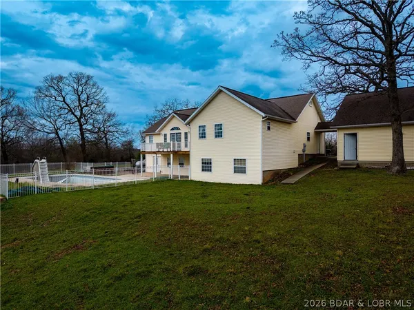 $390,000 | 60 Old Woodbridge Court, Camdenton, MO 65020