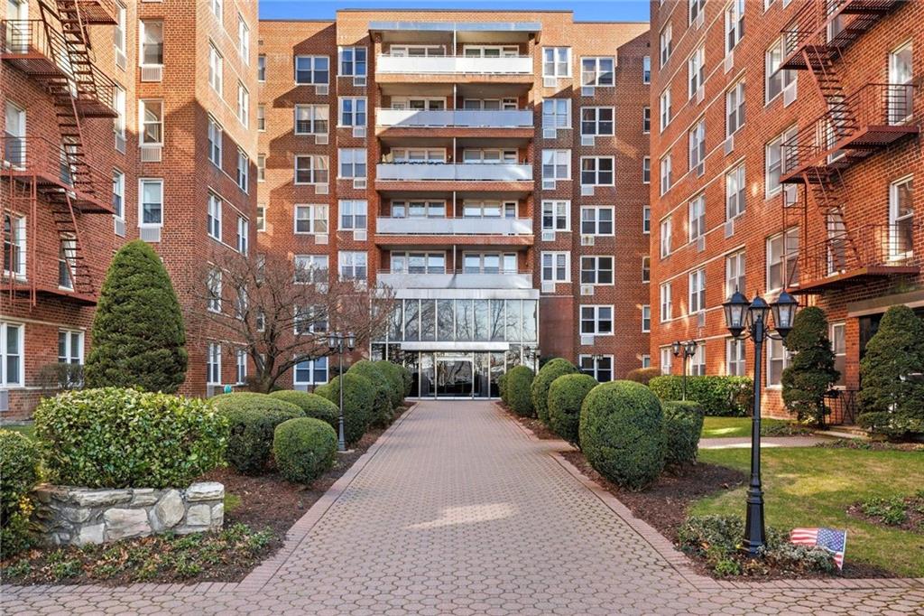 9201 Shore Road, Unit A208 Brooklyn, NY 11209 - Photo 12 of 14 Gallery Image 12
