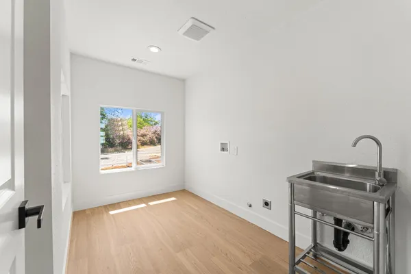 $1,080,000 | 15595 Highway 16, Capay, CA 95607