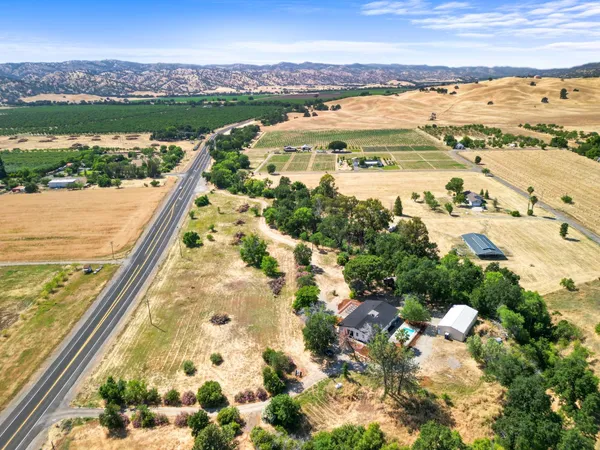$1,080,000 | 15595 Highway 16, Capay, CA 95607