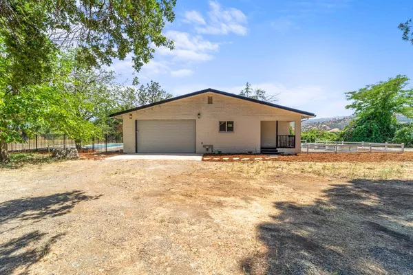 $1,080,000 | 15595 Highway 16, Capay, CA 95607