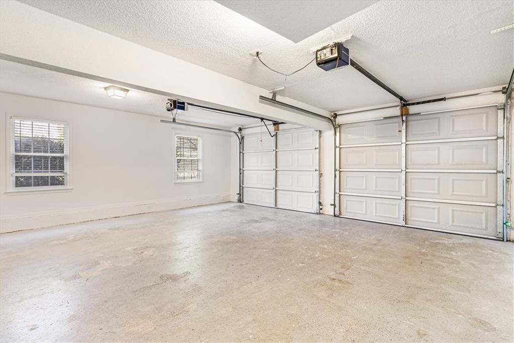 7810 Wynfield Circle Cumming, GA 30040 - Photo 38 of 47 a view of a garage