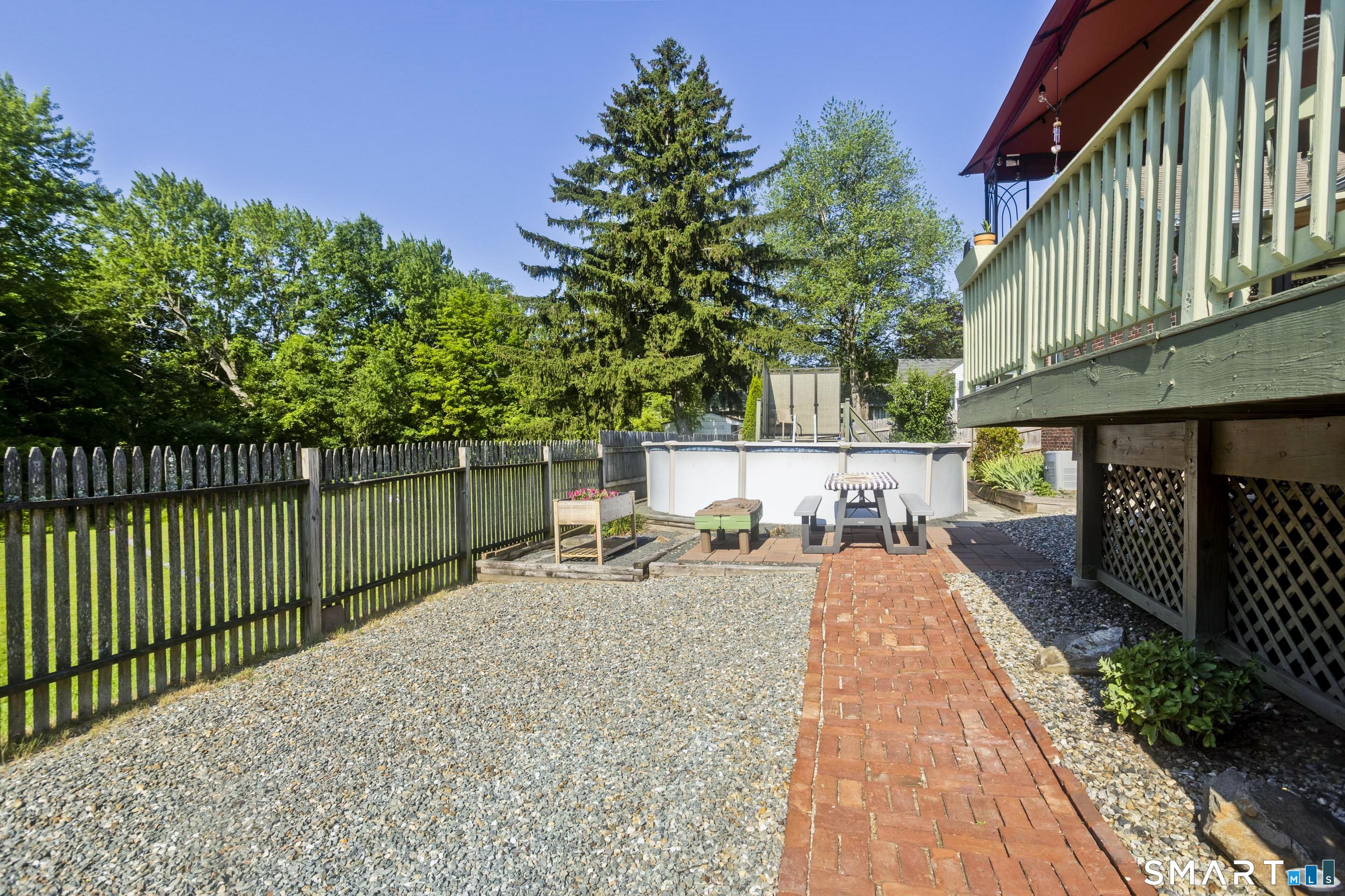 4 Third Street Enfield, CT 06082 - Photo 6 of 37