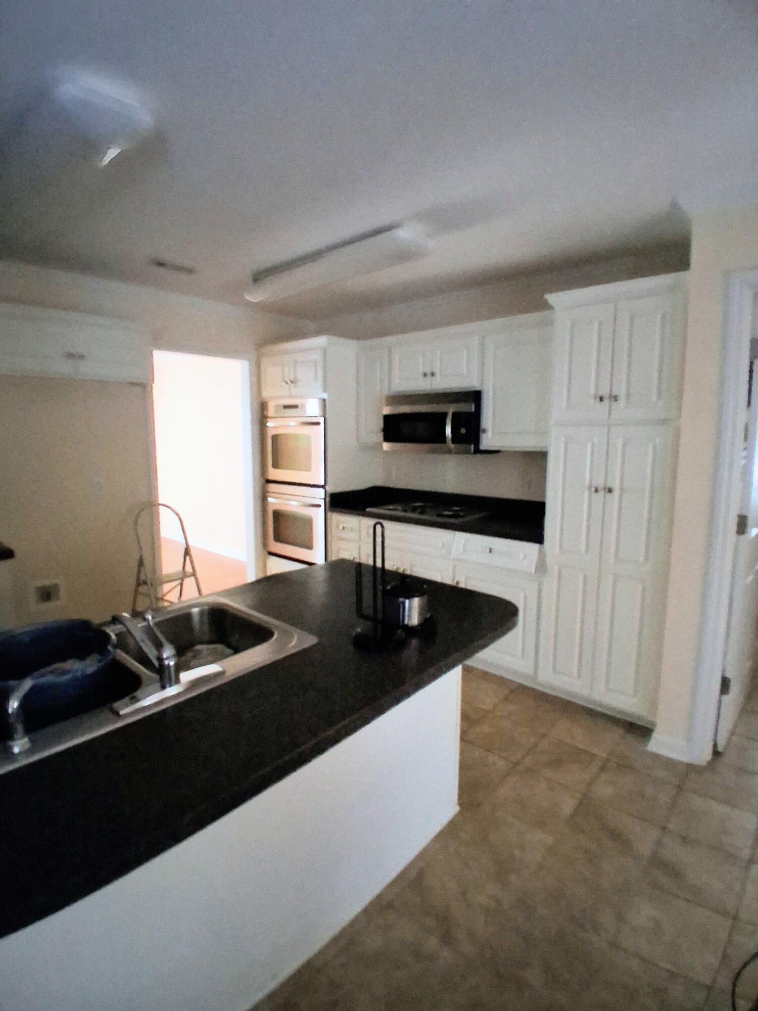 1616 Belleville Road Orangeburg, SC 29115 - Photo 6 of 25 20260528_184249~2