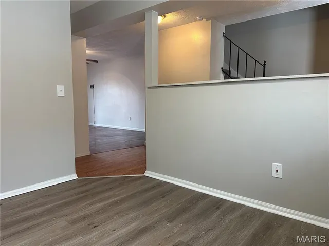 $1,600 | 420 Chapel Ridge Drive, Hazelwood, MO 63042