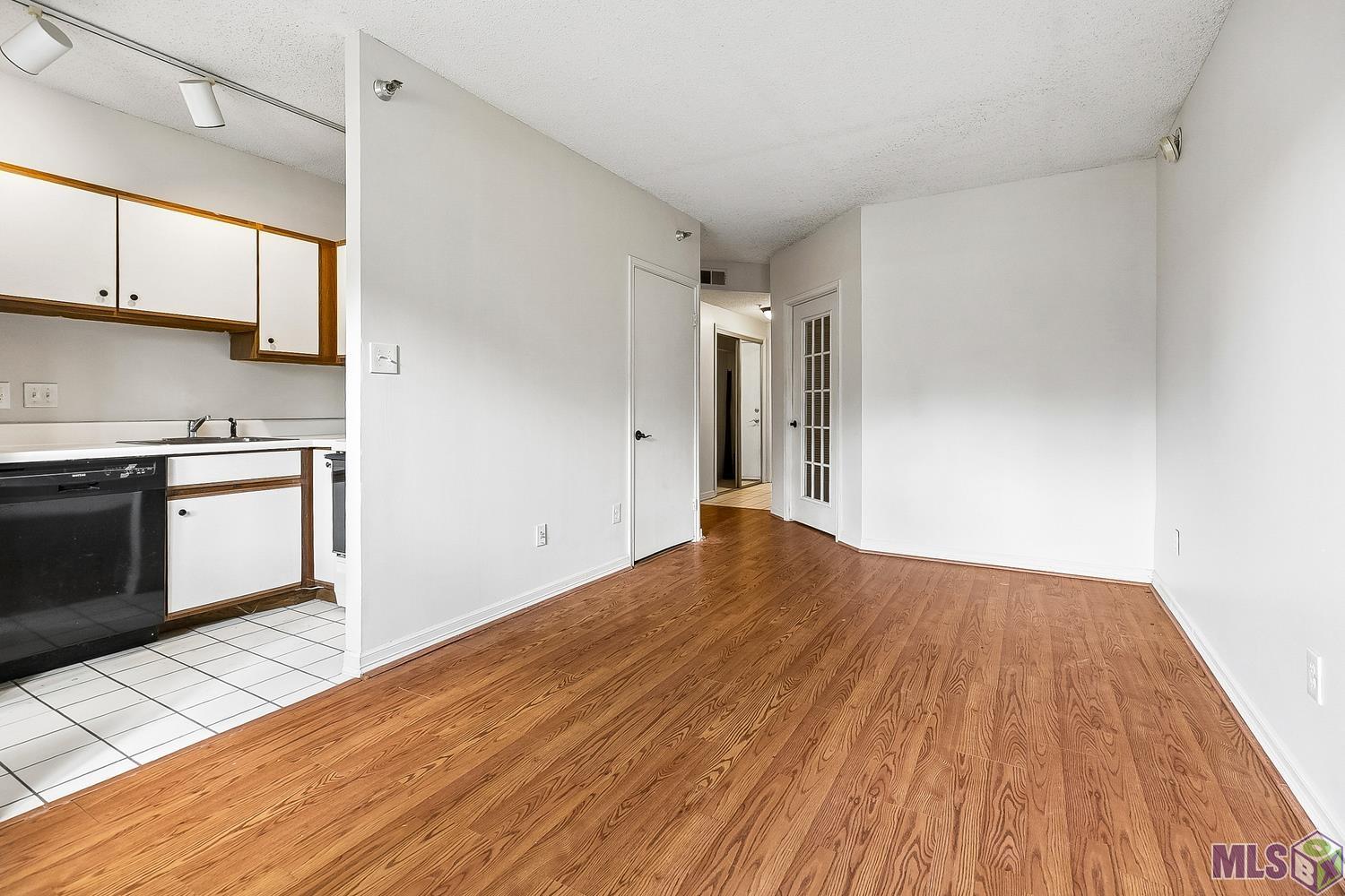 11550 Southfork Avenue, Unit 111 Baton Rouge, LA 70816 - Photo 2 of 12