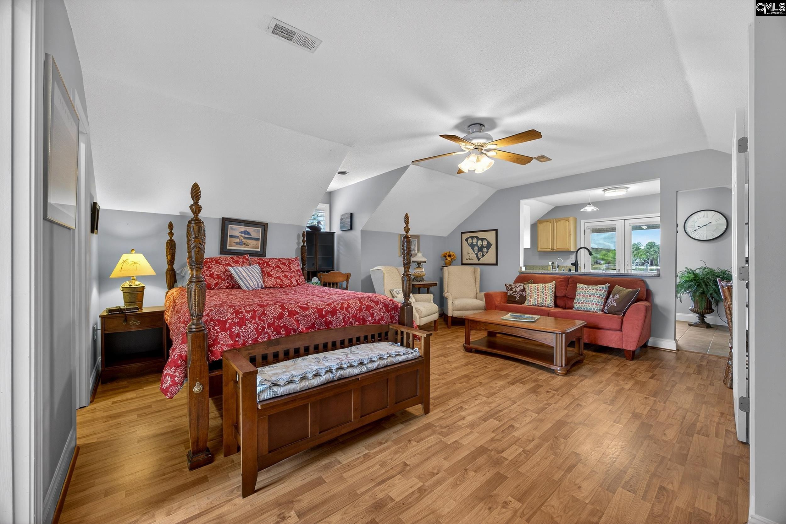 353 Longview Point Gilbert, SC 29054 - Photo 14 of 39