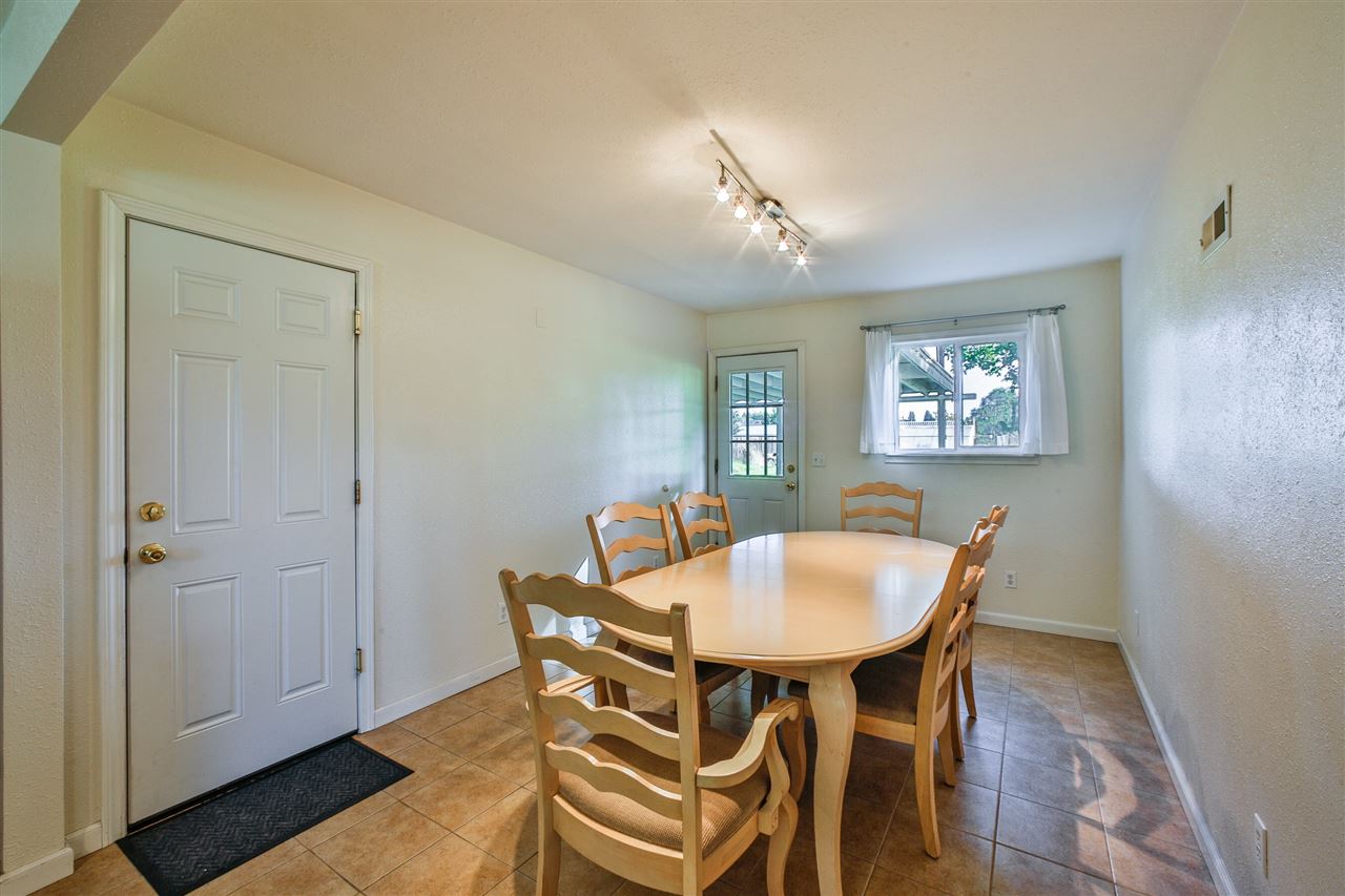 1026 North University Road Spokane Valley, WA 99206 - Photo 8 of 27