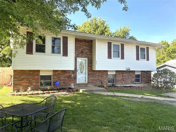 $220,000 | 317 Marty Drive, Desloge, MO 63601