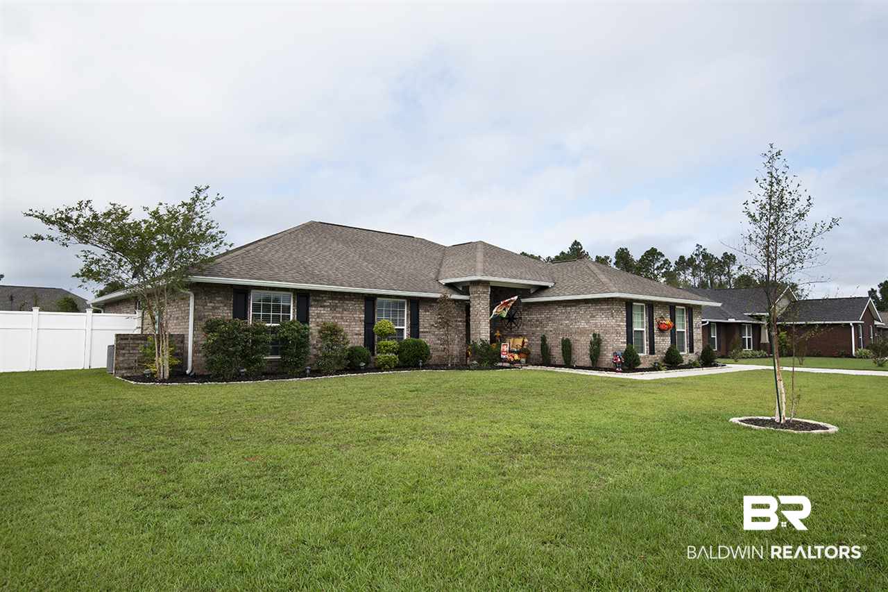 139 Meadow Run Loop West Foley, AL 36535 - Photo 3 of 43 Professionally Landscaped