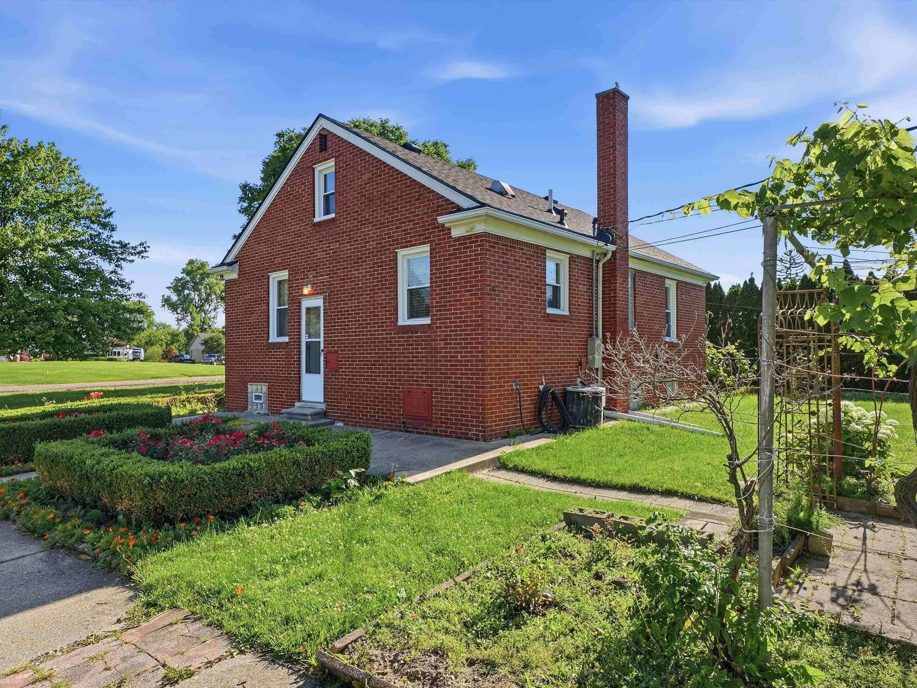 4466 18 1/2 Mile Road Sterling Heights, MI 48314 - Photo 20 of 41