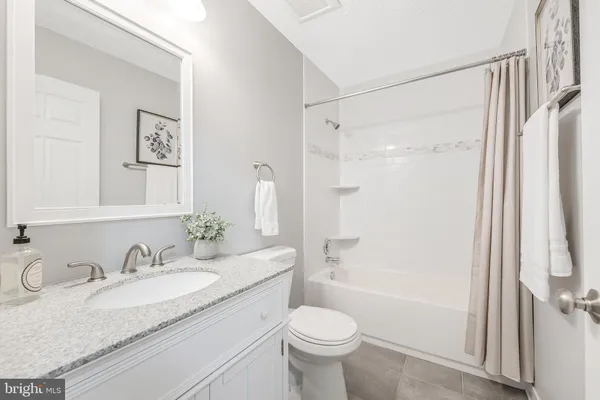 $619,000 | 15046 Camellia Lane, Dumfries, VA 22025