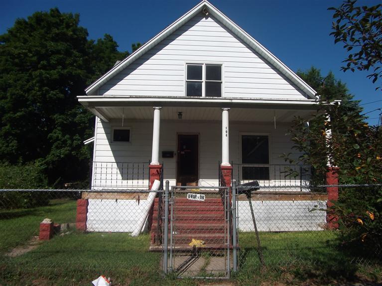 106 Wood Street Three Rivers, MI 49093 - Photo 1 of 16 Primary Photo