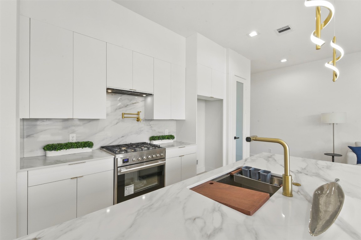 3116 Clay Street Houston, TX 77003 - Photo 19 of 46