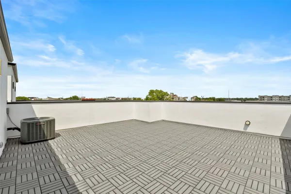 $659,000 | 3116 Clay Street, Houston, TX 77003