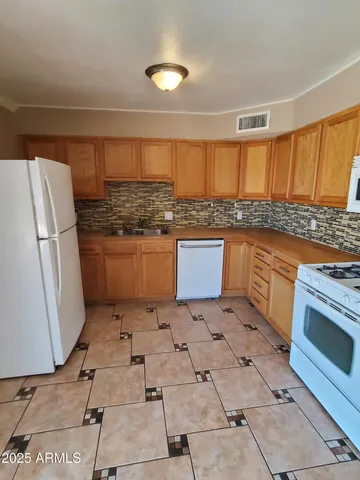 $1,850 | 5319 North 20th Avenue, Phoenix, AZ 85015
