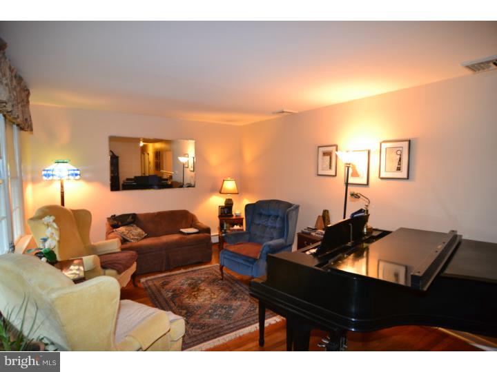 815 Raritan Avenue Atco, NJ 08004 - Photo 3 of 17 Gallery Image 3
