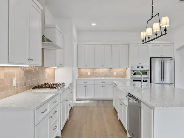 $935,000 | 131 Hydrangea Drive, Smithville, TX 78957