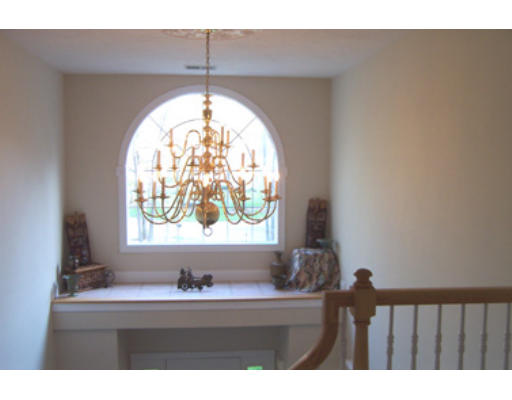 17 Stanley Road Norton, MA 02766 - Photo 4 of 14 Gallery Image 4