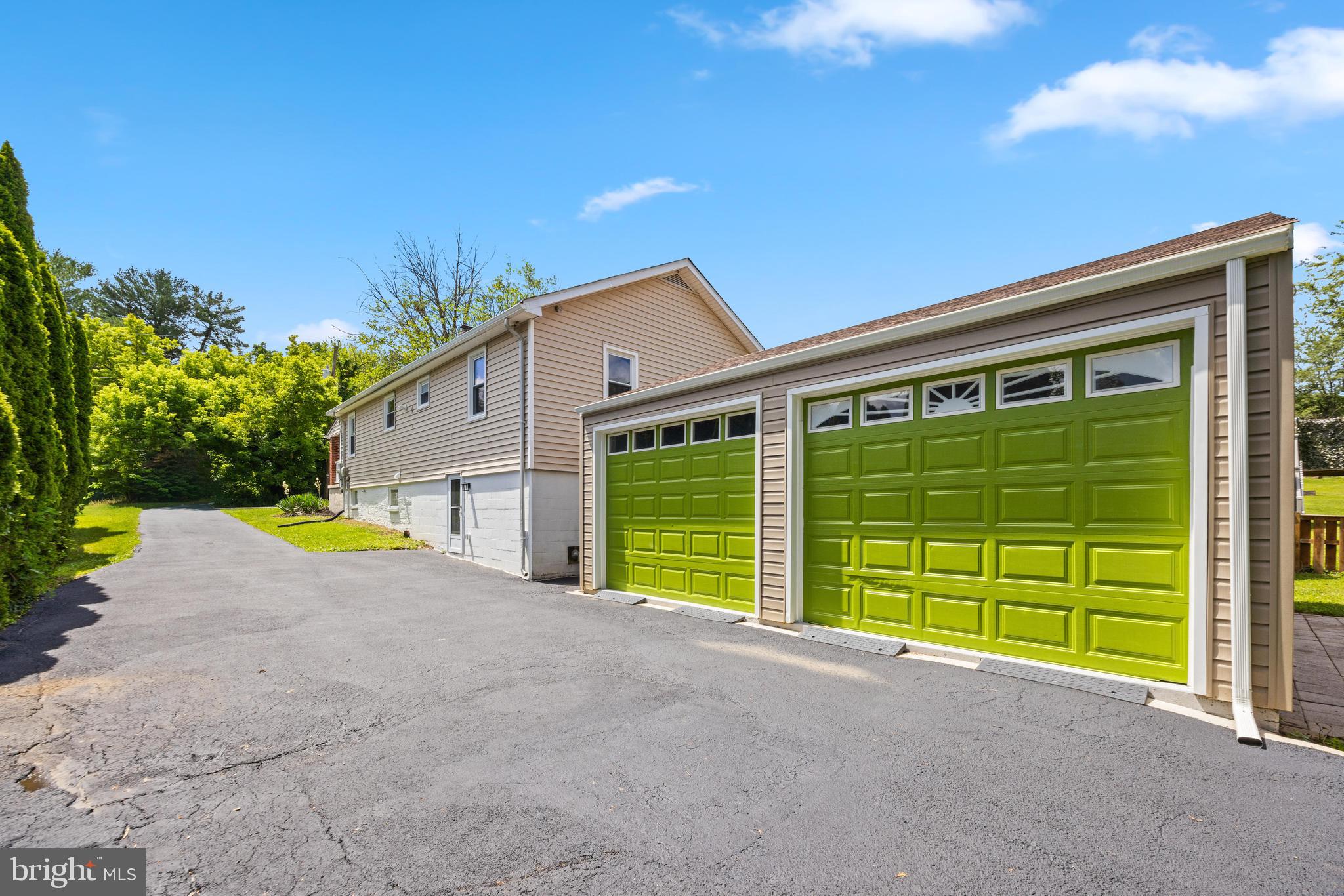 102 Nelson Road Pikesville, MD 21208 - Photo 36 of 57