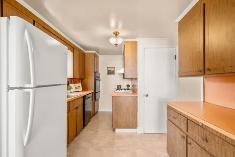 $769,000 | 18 Boulevard Road, Dedham, MA 02026