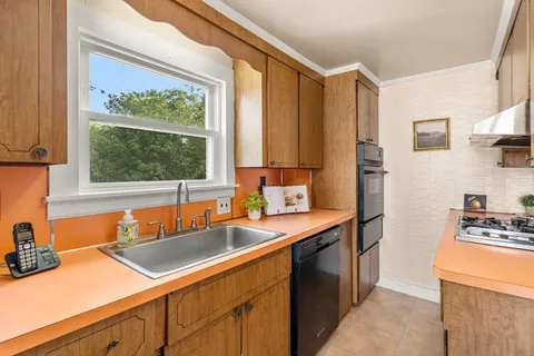 $769,000 | 18 Boulevard Road, Dedham, MA 02026