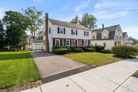 $769,000 | 18 Boulevard Road, Dedham, MA 02026