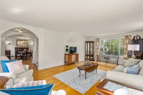 $769,000 | 18 Boulevard Road, Dedham, MA 02026