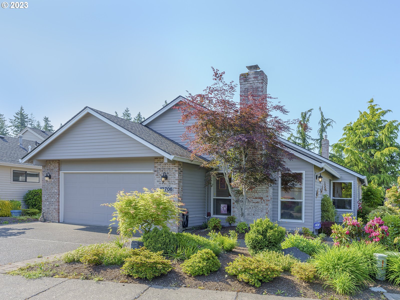 12706 Southwest Overgaard Street Portland, OR 97224 - Photo 1 of 34 Gallery Image 1