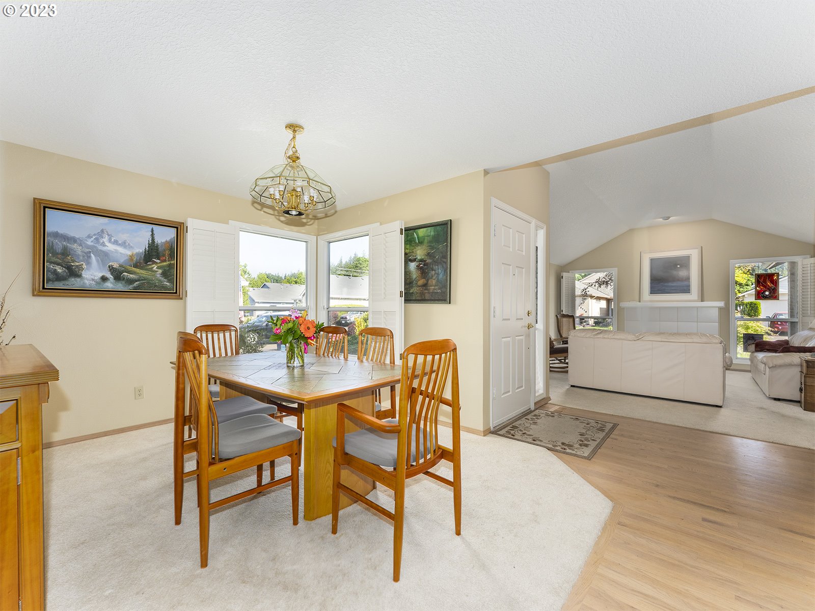 12706 Southwest Overgaard Street Portland, OR 97224 - Photo 8 of 34 Dining Room