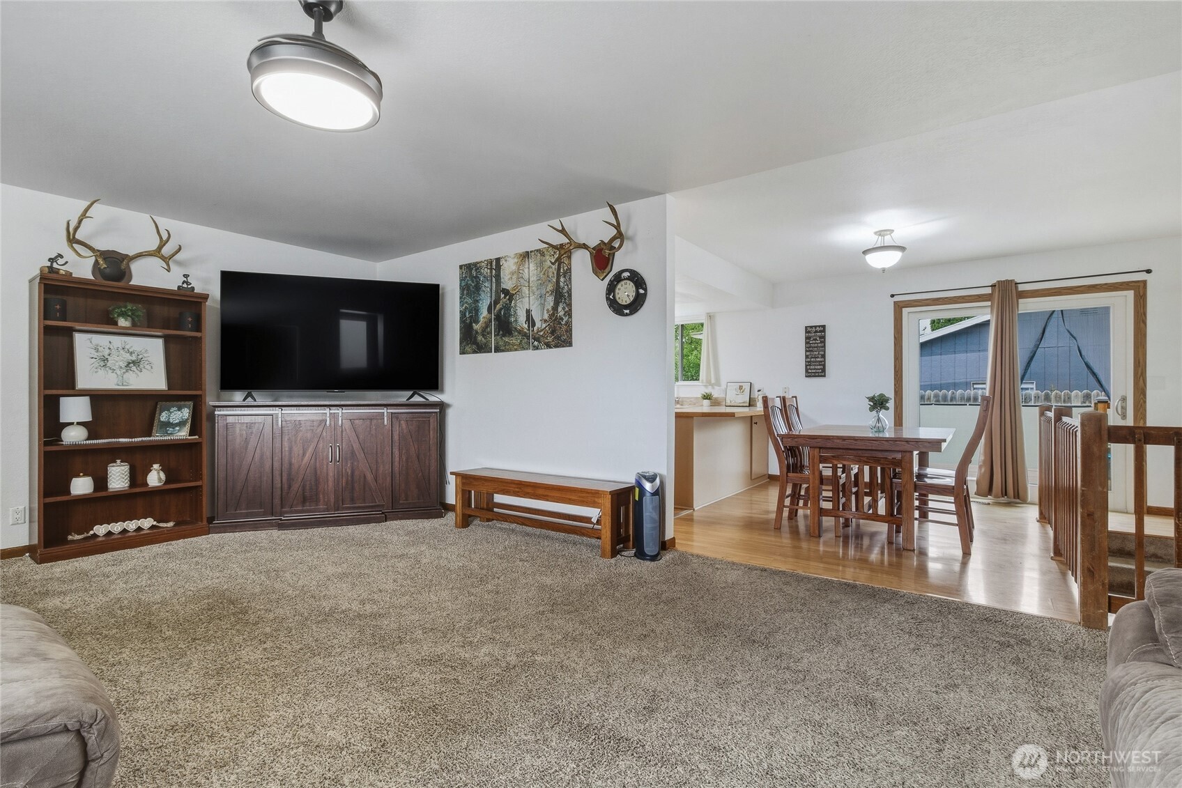 304 Southwest 11th Street College Place, WA 99324 - Photo 5 of 38 a view of a livingroom with furniture and window