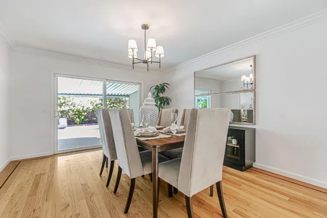 $3,699,888 | 19437 Via Real Drive, Saratoga, CA 95070