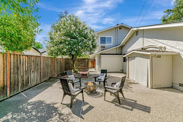 $3,699,888 | 19437 Via Real Drive, Saratoga, CA 95070