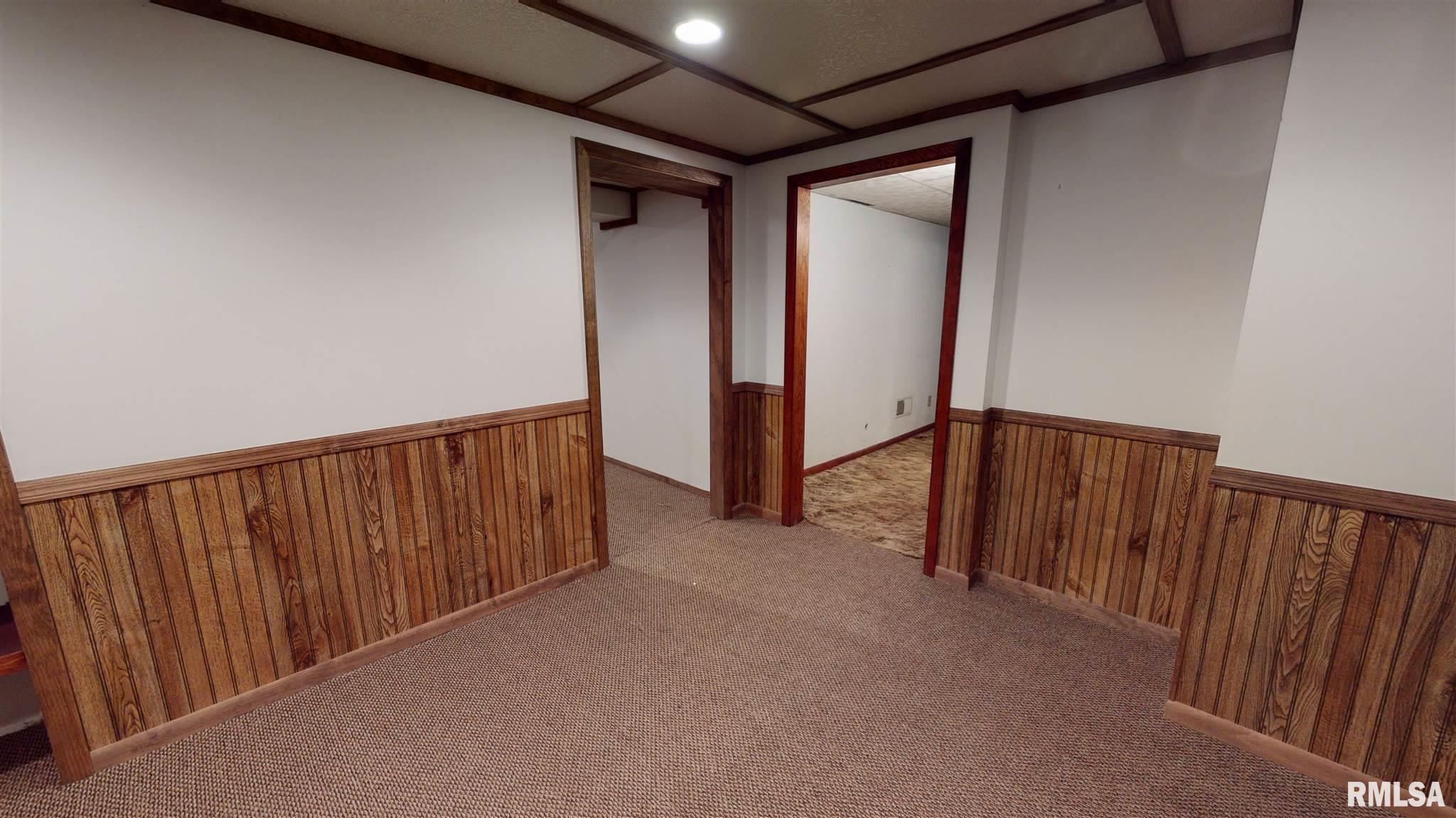 603 Waverly Road Davenport, IA 52804 - Photo 24 of 32 Gallery Image 24