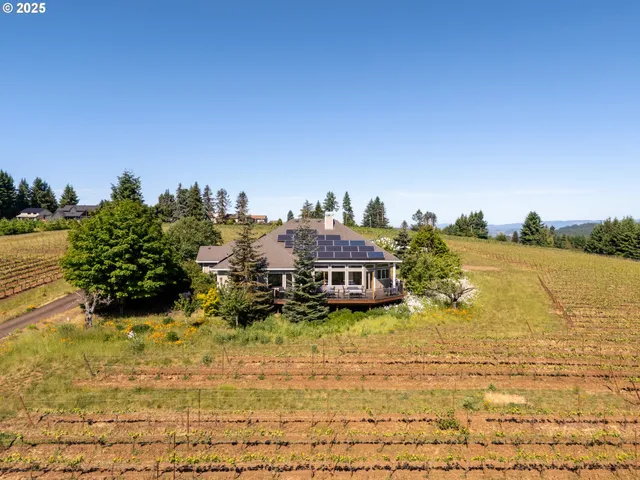 a view of a lake with houses