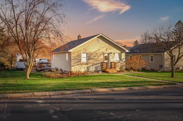 407 Morris Street, Holmen, WI 54636